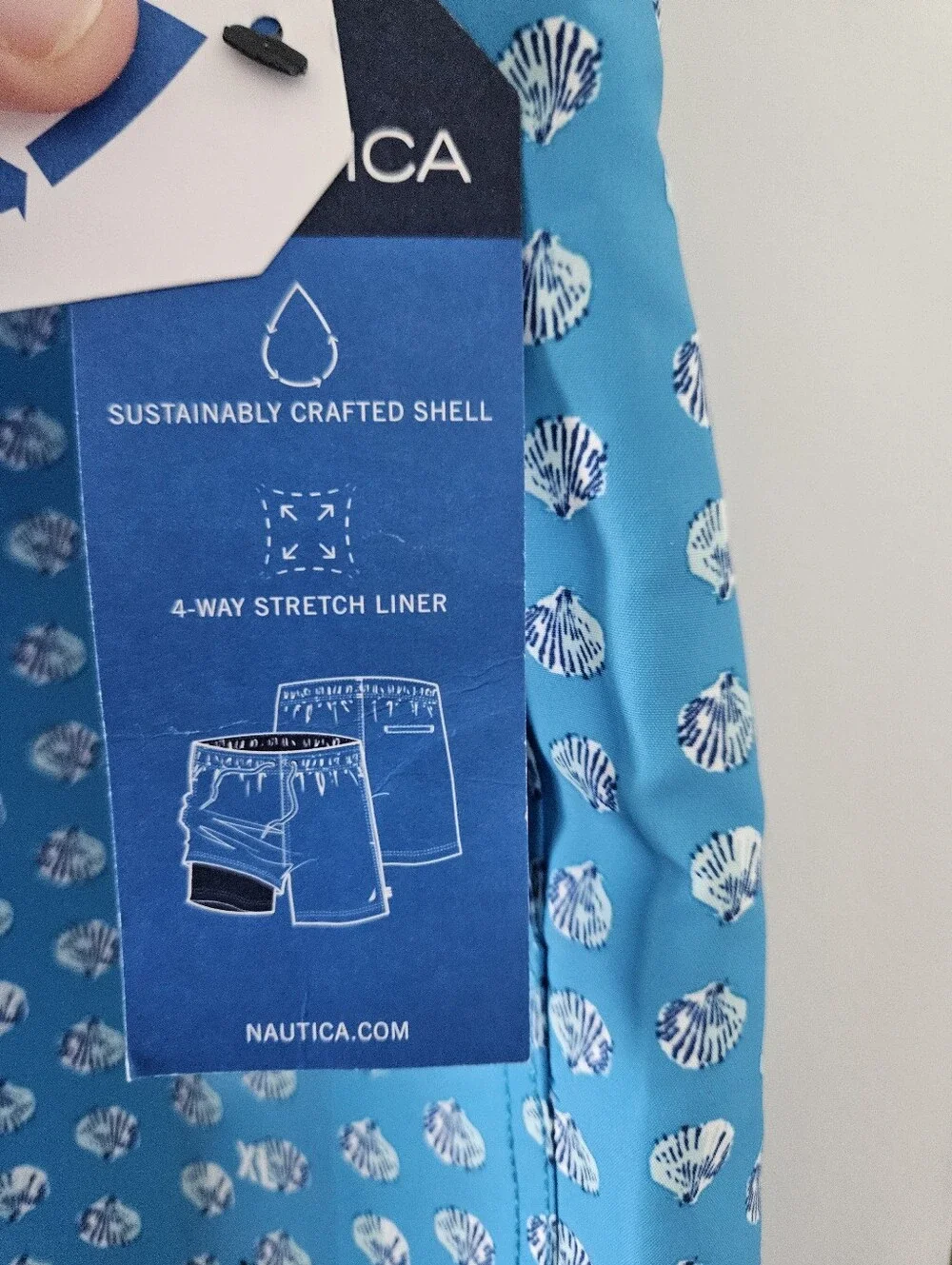 NWT Nautica Men's Standard Sustainably Crafted 6